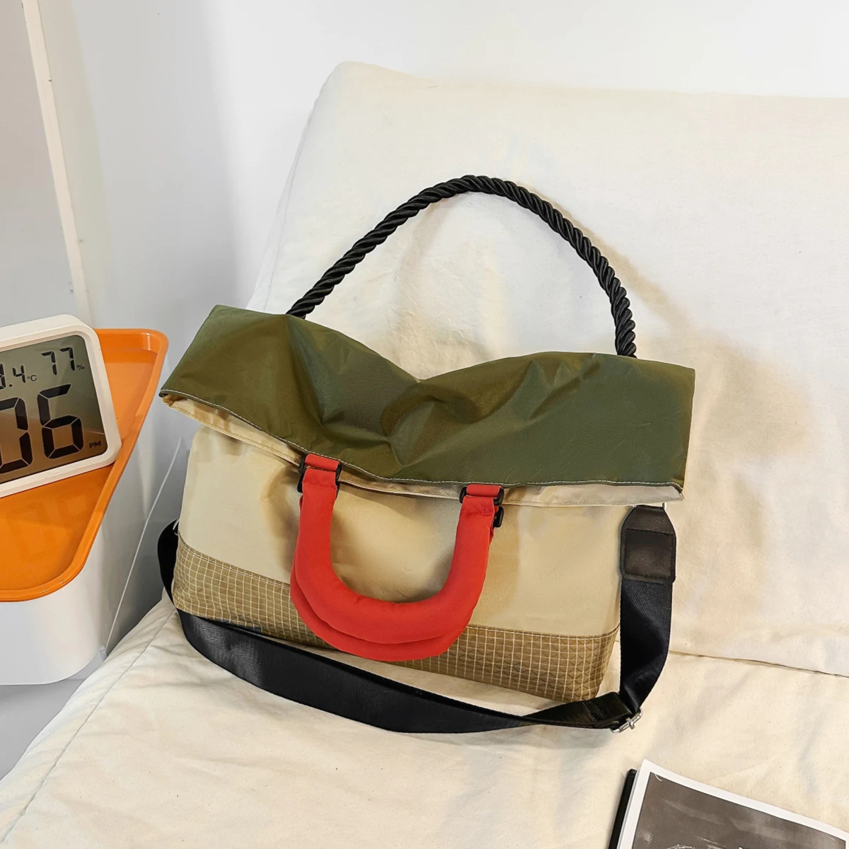 Japanese Style Original Design Crossbody Bag for Women, Thickened Canvas Tote Bag for Commuting, Casual Literary College Shoulder Bag, Sports and Hiking