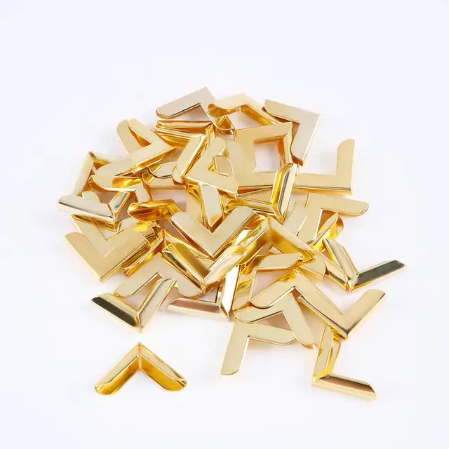 80 Pièces Protecteurs D'angle Triangulaires En Métal Boîte