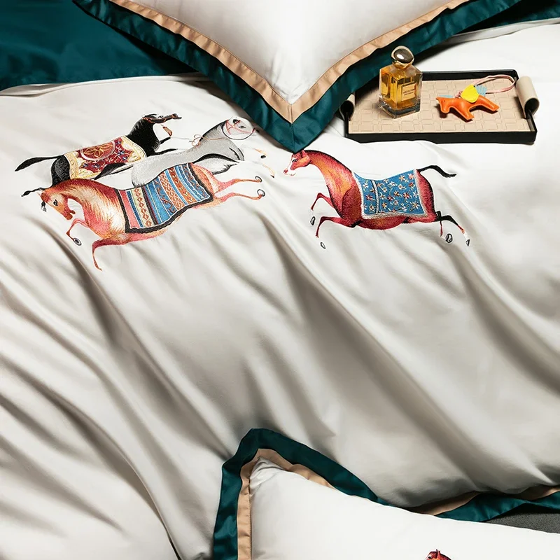 high-end 100S Egyptian Cotton Luxury Galloping Horse Embroidery Bedding Set White Orange Duvet Cover Set Bed Sheet Pillowcases