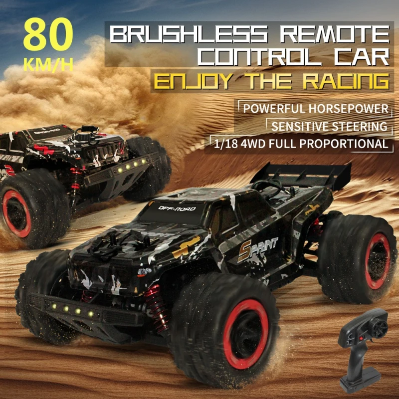 Dessous du châssis montrant la transmission 4WD et les suspensions renforcées de la voiture télécommandée brushless