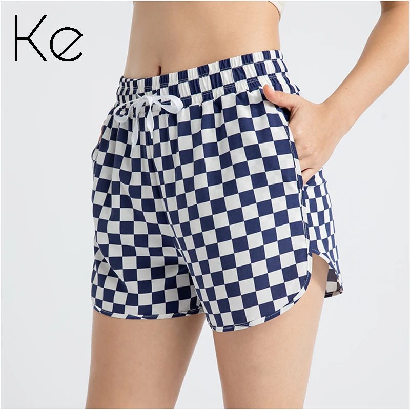 

KE Fashion loose women's spring new European goods stitching black and white plaid yoga shorts