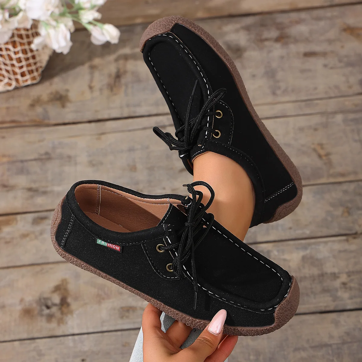 New Arrival Women Casual Shoes 2025 Suede Leather Flats Sneakers Lace Up Moccasins Ladies Shoes Fashion Loafers Plus Size 36-43