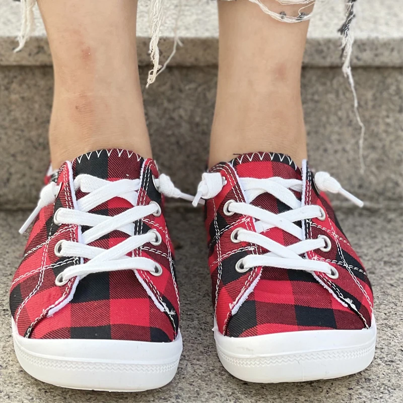 

Women's Slip On Canvas Sneakers Low Top Casual Walking Shoes Classic Comfort Flat Fashion Sneakers Big Plaid
