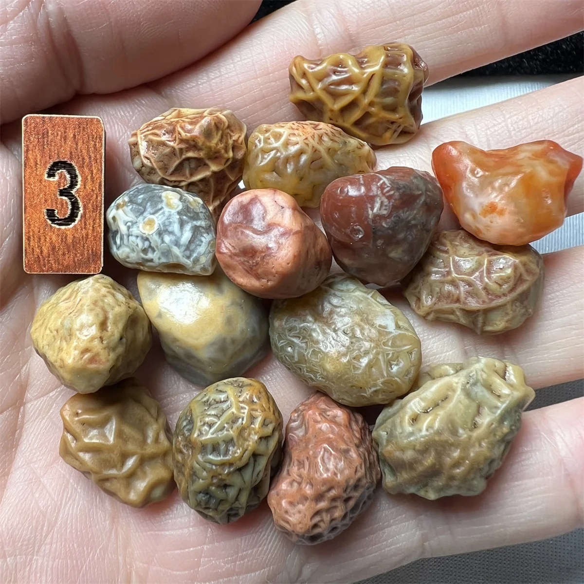 15pcs/lot Natural Agate Gobi Stone Rib Gangue Stone Rough Bulk Clear vein texture Collectibles amulet jewelry