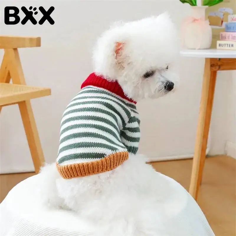 BXX 소프트 니트 레트로 스트라이프 애완동물 스웨터, 대비되는 레드 칼라와..