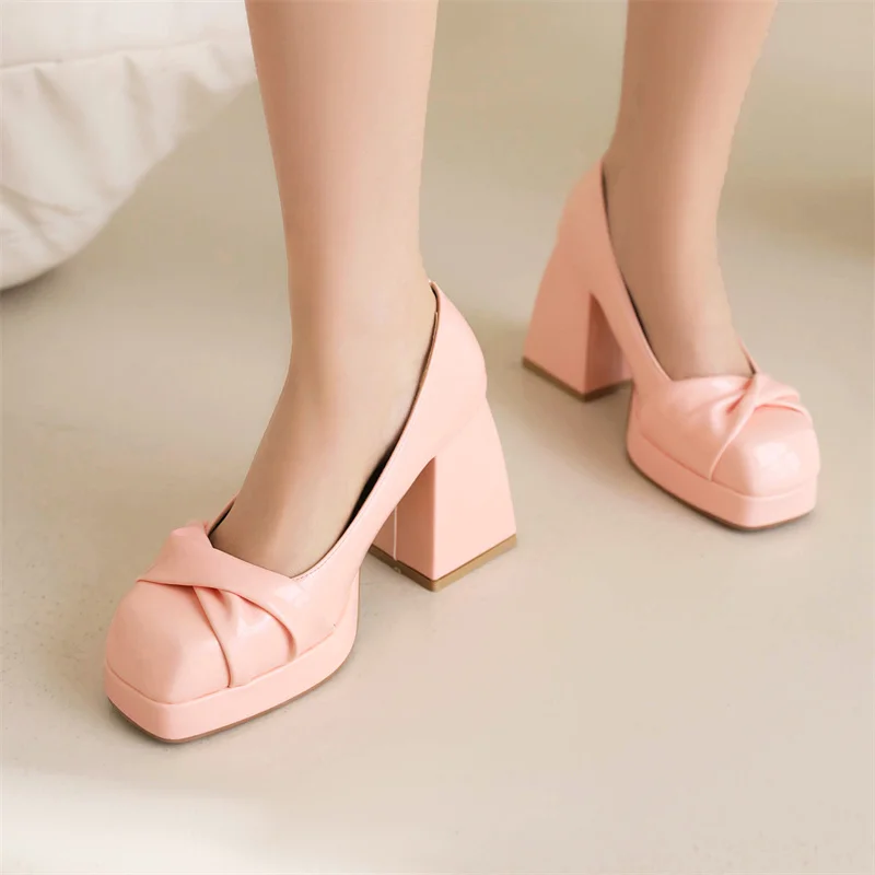 

YQBTDL 2023 Lolita Ladies Pumps Square Toe 9cm Block Heels Black White Casual Wedding Dress Office Cross Bowtie Shoes Women New