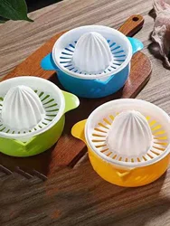 Compact Handheld Juicer with Random Color Selection (Random color)