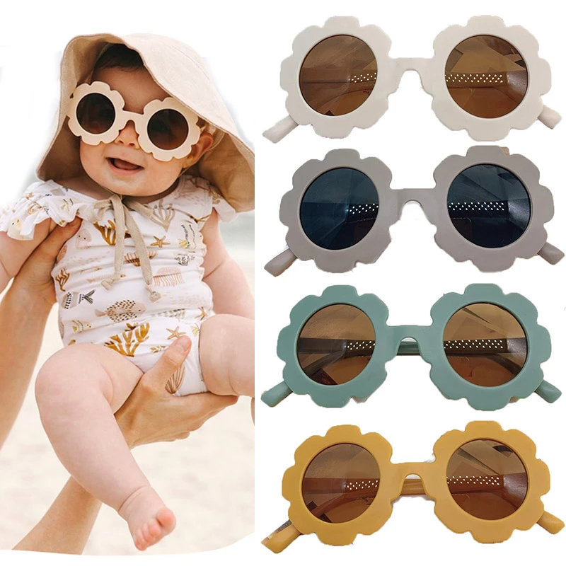 baby accessories doll	 Fashion Baby Sunglasses Summer Outdoor Sunglasses Cute Flower Sunglasses Kids Protection Sun Glasses Beach Uv Protection Eyewear shake baby's hand