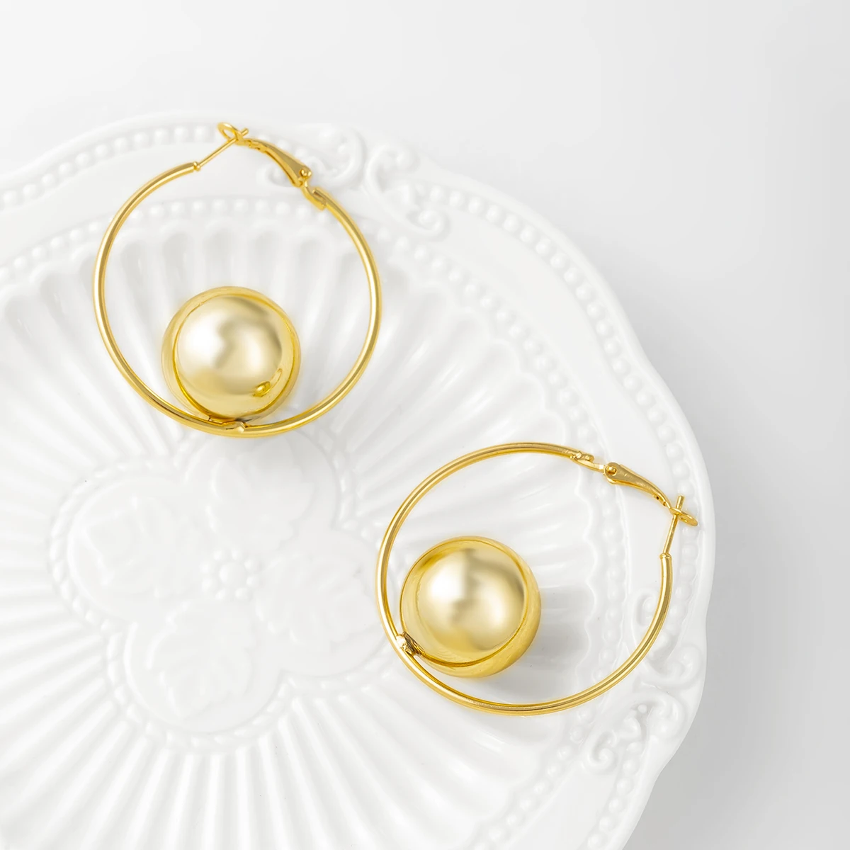 アクセサリー ANTIDOTEBUYERSCLUBE ngraved Hoop Earring アクセサリー Antidotebuyersclub Engraved Hoop Earring