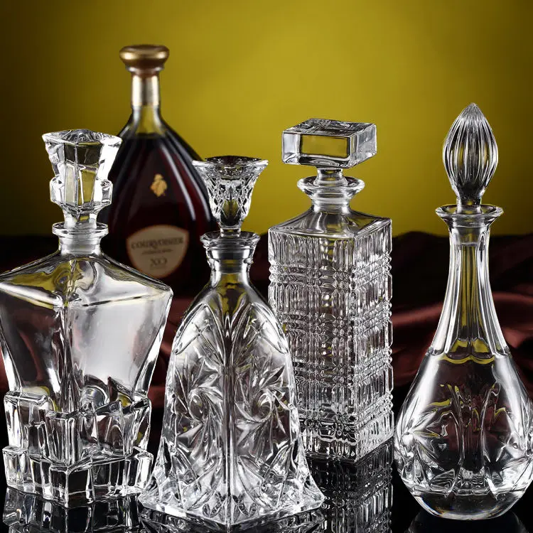 Lead Free Glass Wine Bottle Whiskey Decanter Alcohol Container Pourer Wine Carafe Crystal Glass Home Bar Red Bottle whiskey decanter set