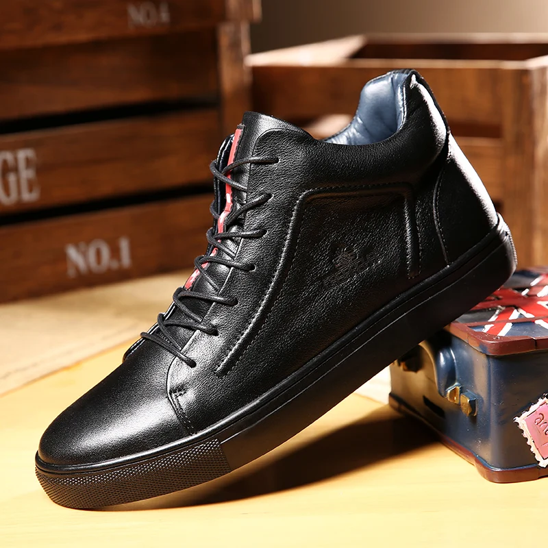 2023 New Genuine Leather High Top Casual Boots Men's Autumn and Winter Plush Lining Anti slip Durable Large Sole Winter Boots