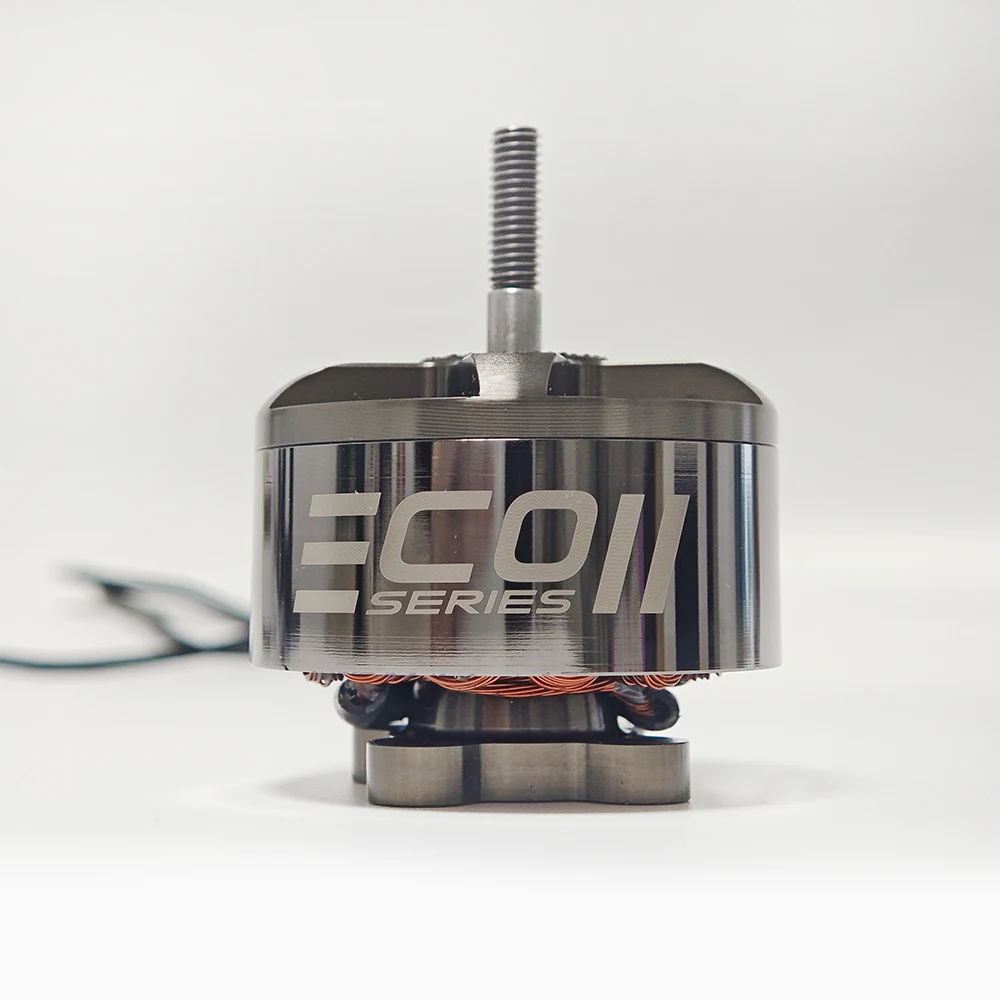 Vue latérale du moteur brushless EMAX ECOII 4215, avec connecteurs et supports de fixation