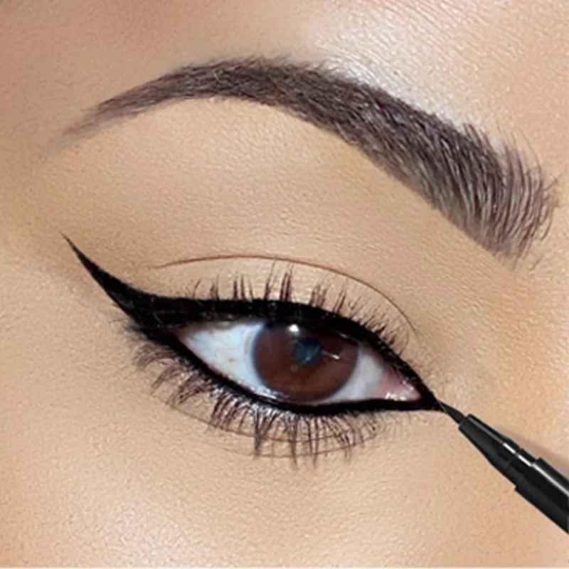 Quick-dry eyeliner Irón Összeállítás stv Tartós zökkenőmentes Matt Feltűnően néz Alátét Vízhatlan esőköpény anty Elmázol depilatory eyeliner Tollhegy szemét Kendőzés