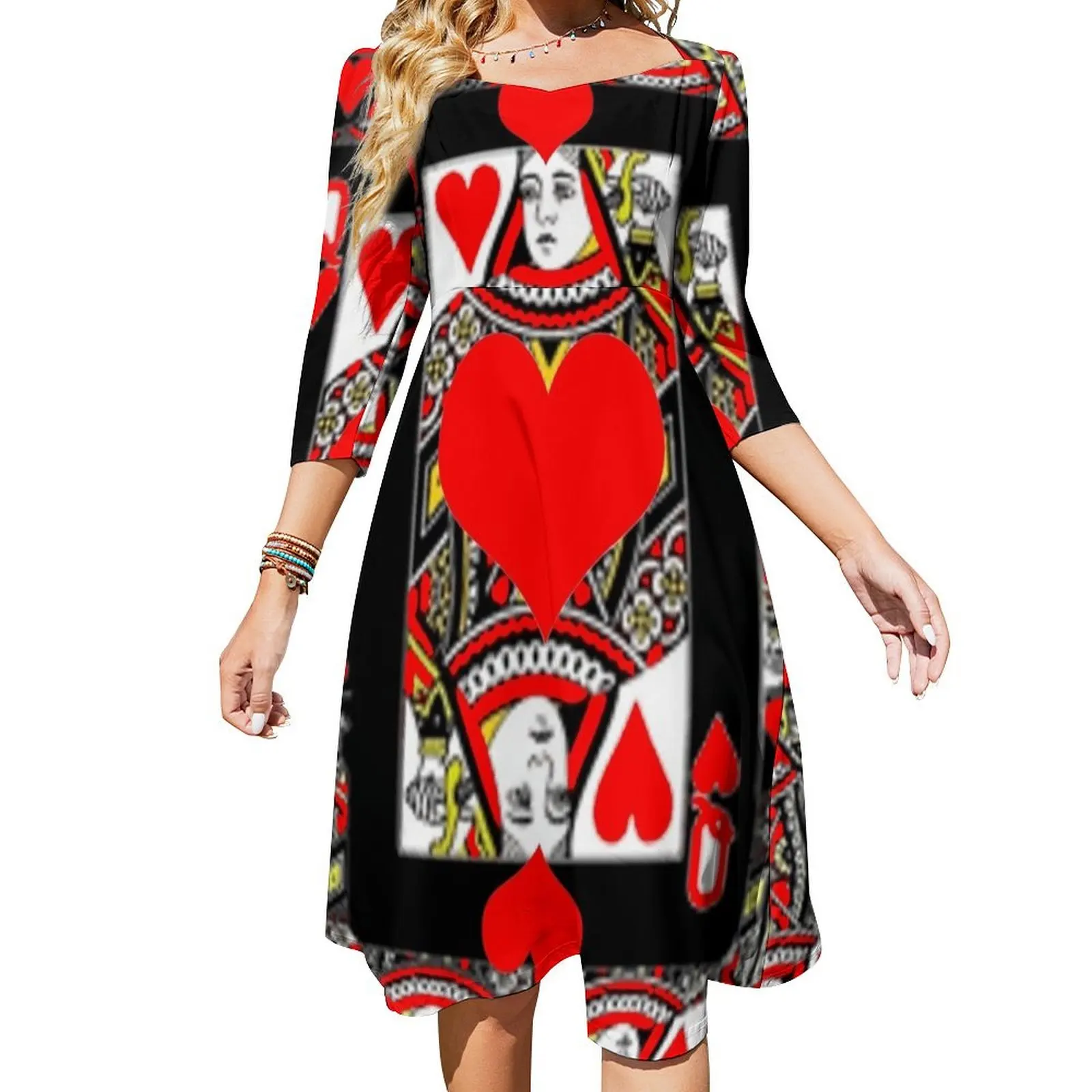 

Женское летнее платье-колокол с принтом «Королева сердца»