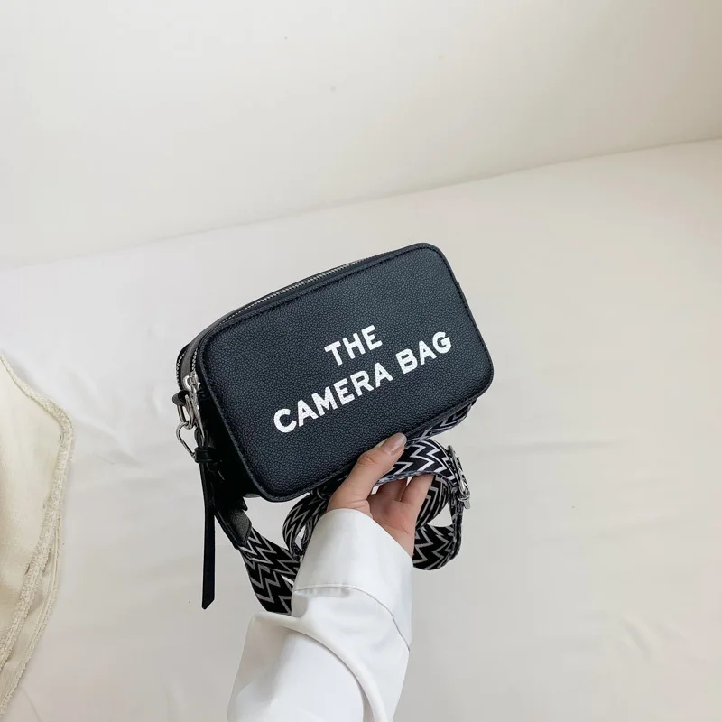 

2023 New Letter Wide Shoulder Strap Retro Camera Bag Trendy Shoulder Messenger Bag Ladies Large Capacity Cosmetic Bag
