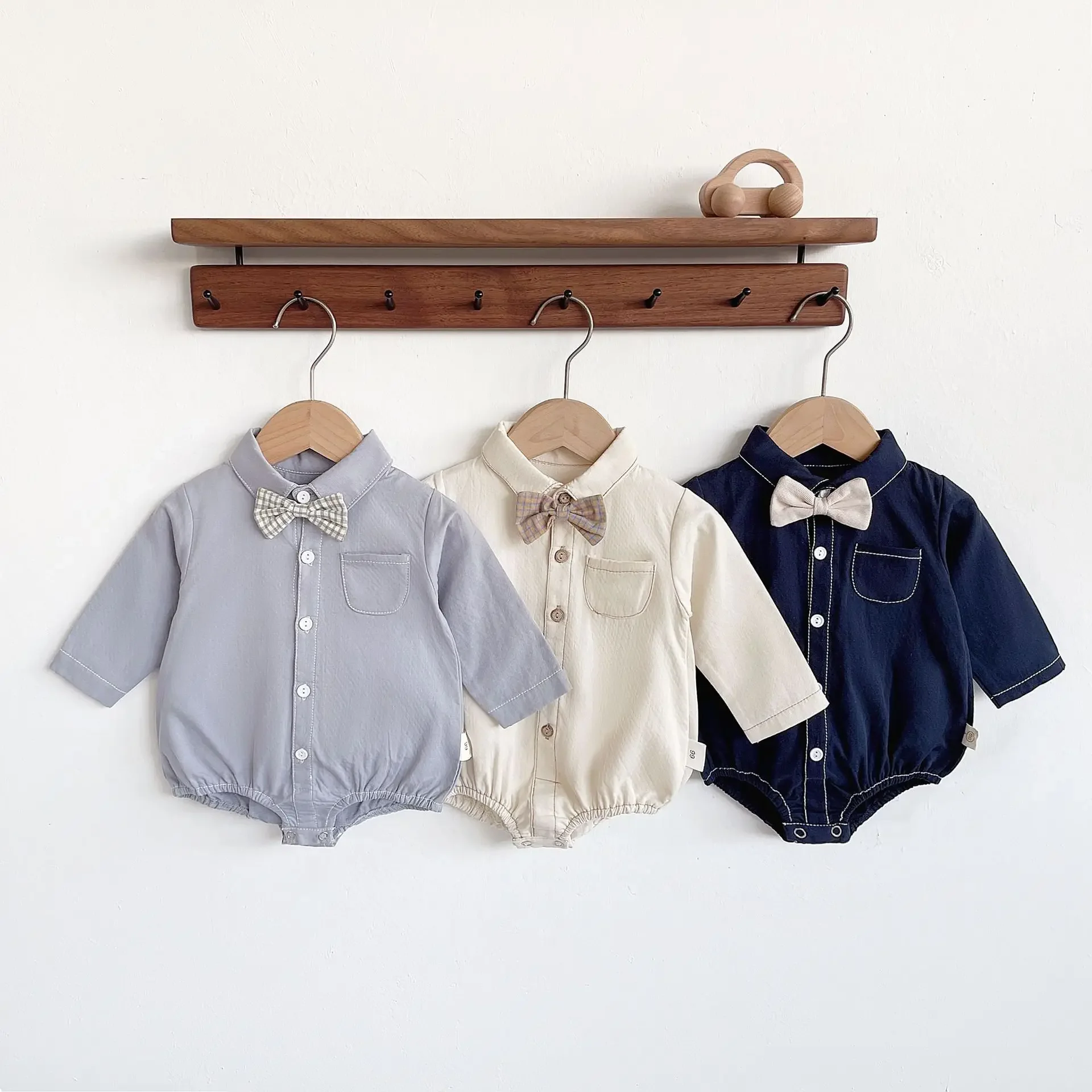 Long Sleeve Onesie with Bow Tie for Baby Boys Infant Gentleman Suit Korean Style Crawling Suit with Butt Cover 0-2 Years Old