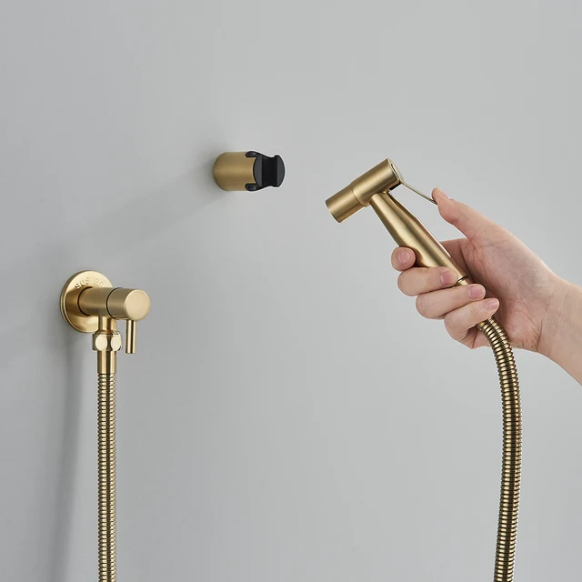 Brushed Gold มือถือห้องน้ํา Bidet Sprayer สแตนเลส Bidet ฝักบัวสุขอนามัยผนังห้องน้ํา Bidet Sprayer เย็นน้ํา 5