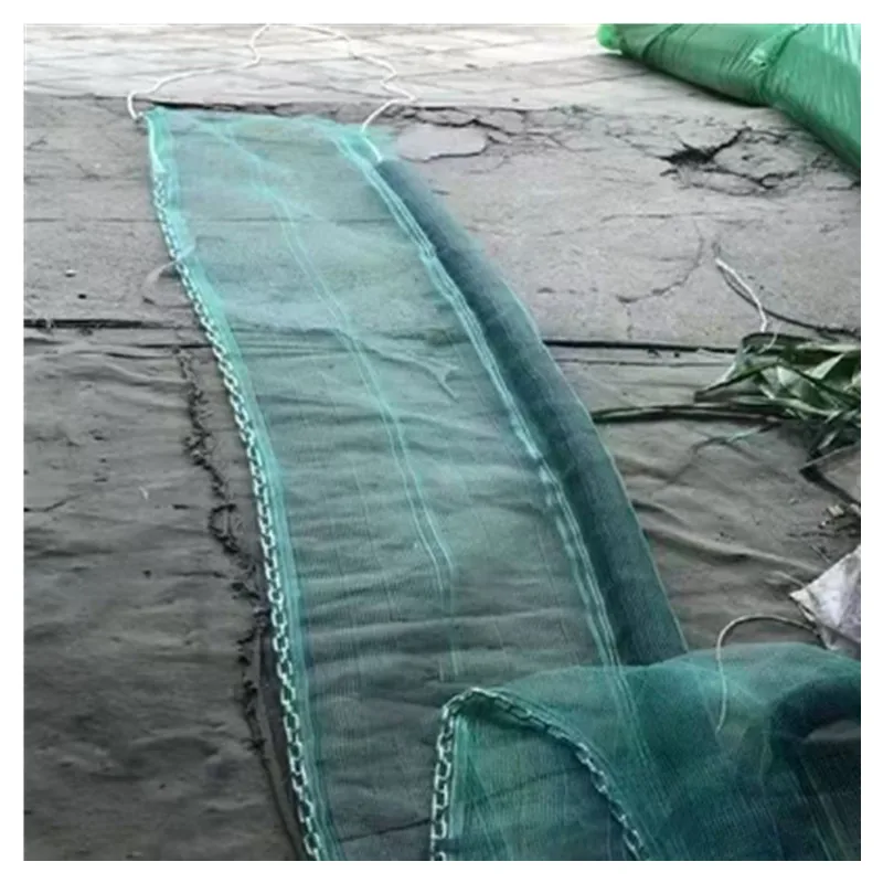 Clean up the river surface garbage duckweed leaves floating debris sewage net water grass shrimp field fishing ponds and fish po 2