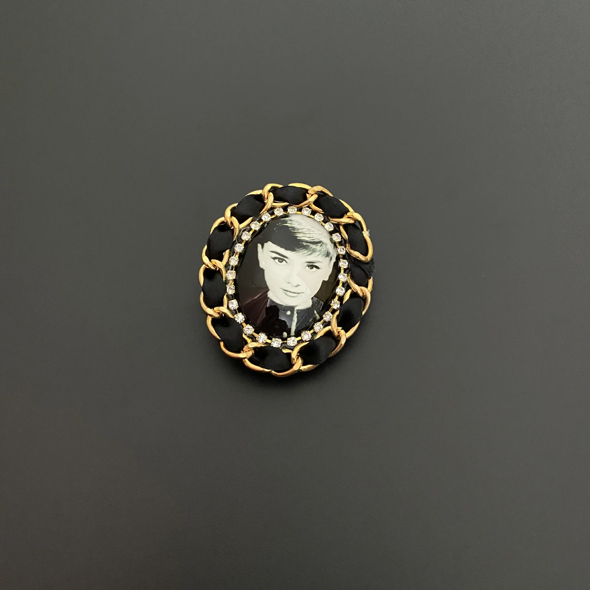 Brooch Coco Chanel, black and white in gold Brooches Fashion Jewelry  Accessories - AliExpress