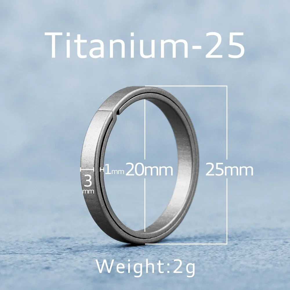 Sleek Black Titanium Keyring - Lightweight EDC Keychain Buckle