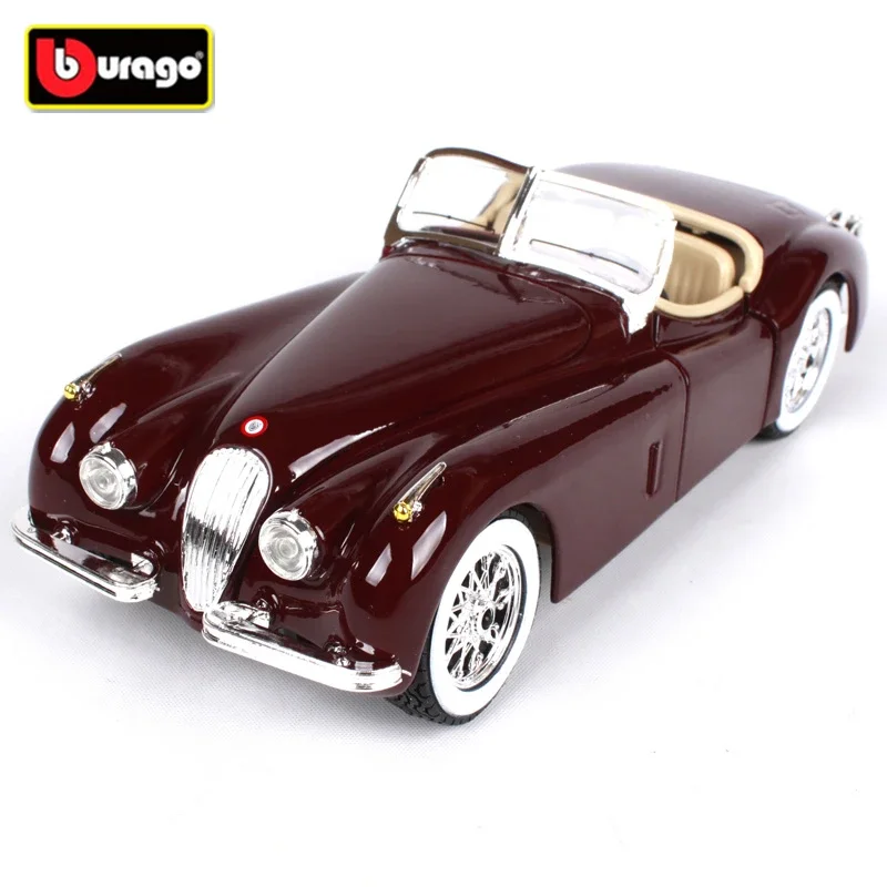 

Модель классического автомобиля Bburago Jaguar XK120 Roadster 1:24 1951, литой металлический гоночный автомобиль, модель, имитация, детская игрушка в подарок