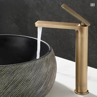 ก๊อกน้ำทองเหลืองสไตล์วินเทจแบบฝรั่งเศส หรูหรา สำหรับอ่างล้างหน้า ก๊อกน้ำร้อน-น้ำเย็นแบบรูเดียว สำหรับตู้ห้องน้ำ 1