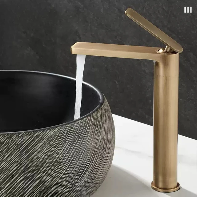 ก๊อกน้ำทองเหลืองสไตล์วินเทจแบบฝรั่งเศส หรูหรา สำหรับอ่างล้างหน้า ก๊อกน้ำร้อน-น้ำเย็นแบบรูเดียว สำหรับตู้ห้องน้ำ 1