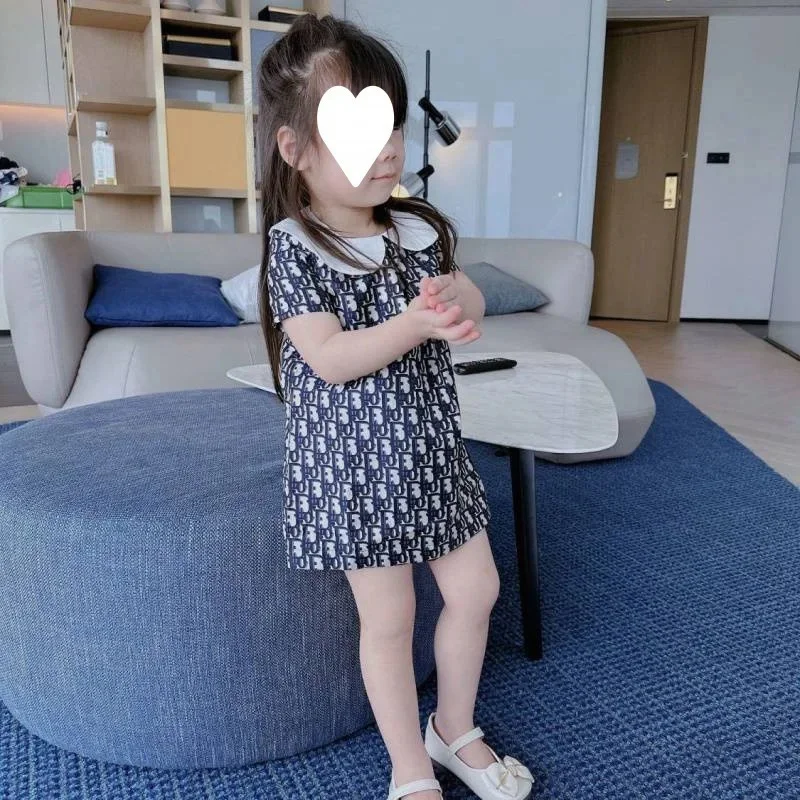 2046 black and white printed skirt