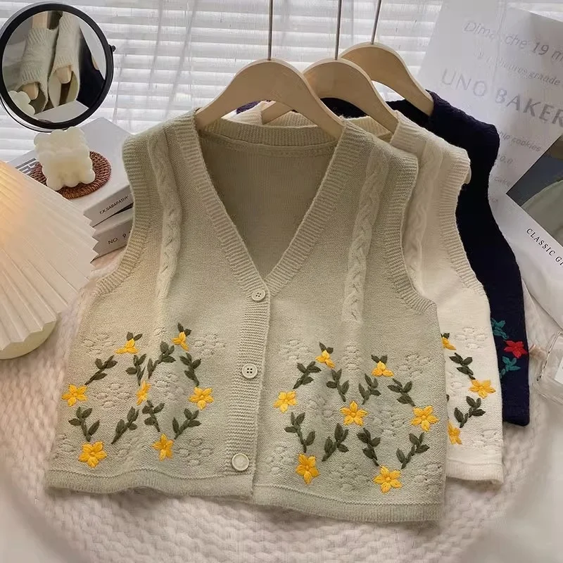 남성용 캐주얼 니트 스웨터 조끼, 민소매 겉옷 상의, 가을 및 겨울 신상 11 수 놓은 V-neck 싱글 브레스트 민소매 스웨터 조끼 여성 2023 가을 옷 한국 스타일 복고풍 올 매치 아우터웨어 탑 패션