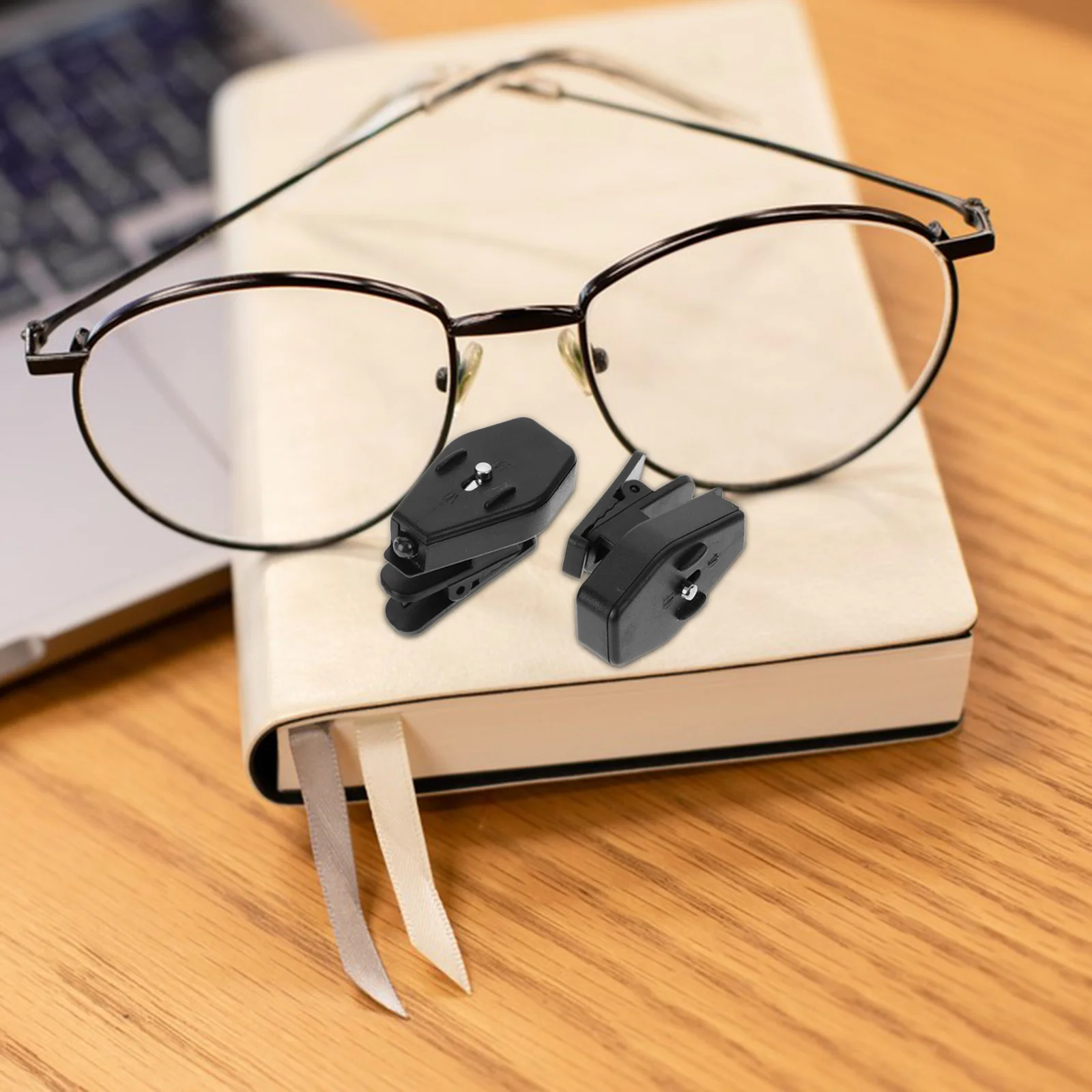 2 PCS Mini Book Reading Light LED for Glasses Eyeglass Flashlight Clip-Lamp