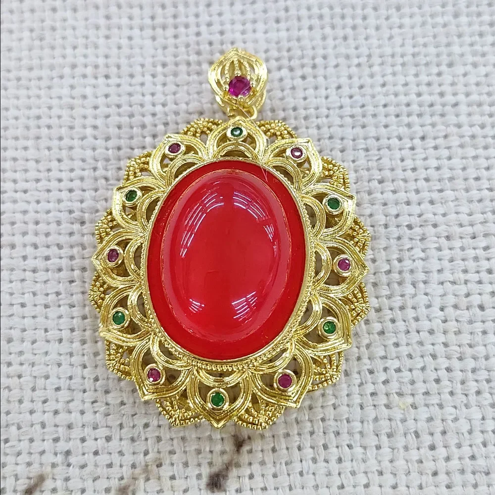 

Authentic High Ice Red Chalcedony Agate Pendant Silver Inlaid Egg Face Sweater Chain