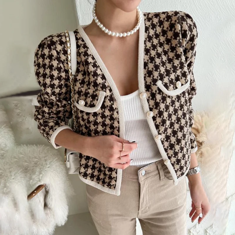 

New Autumn Fashion Women's Jacket Elegant Small Colored Checkered Short Coat Female Chic Pearl Single breasted Cardigan Tops