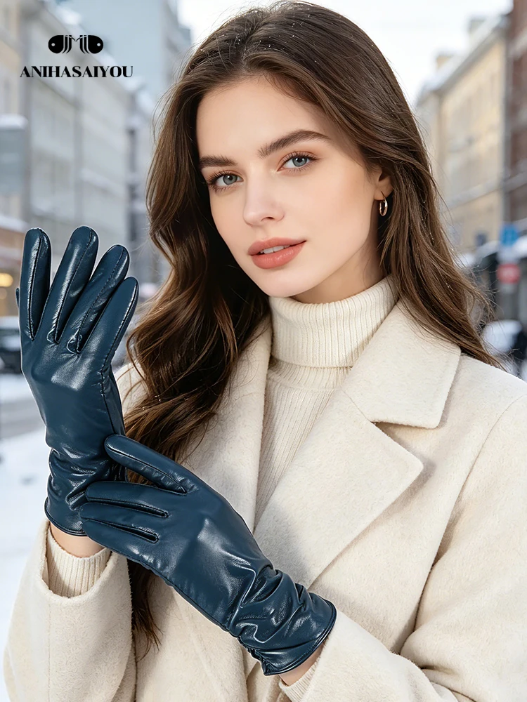 Classic Pleated Women's Sheepskin Leather Winter Gloves