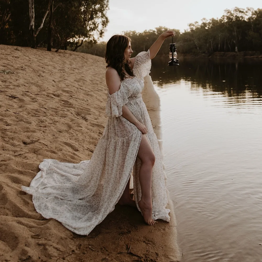 Robe de maternité en mousseline de soie, épaules dénudées, imprimé doux, robe de maternité, pour réception-cadeau pour bébé, révélation du sexe, robe de séance photo de grossesse