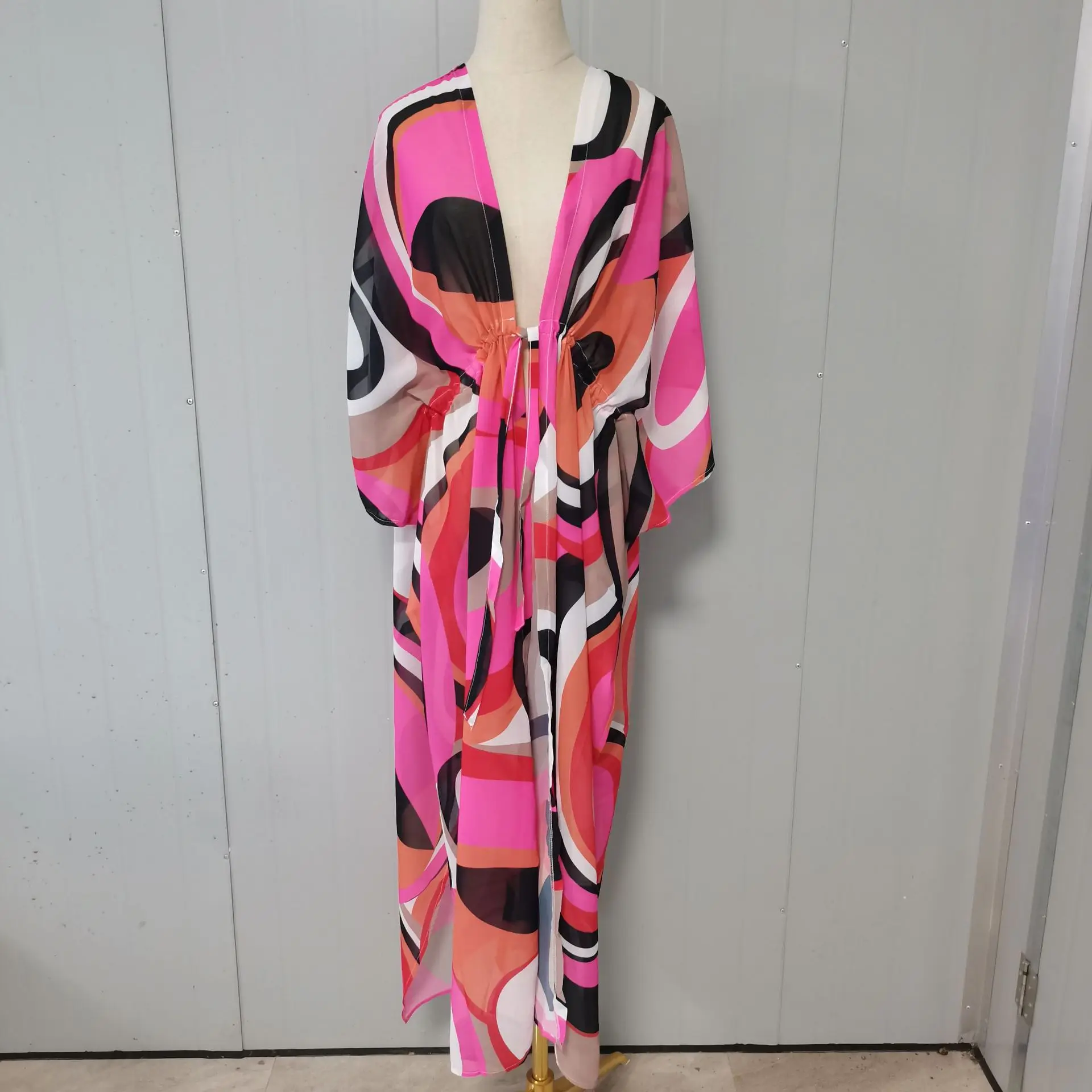 Рисунок 3 - Женский Длинный пляжный кардиган с принтом