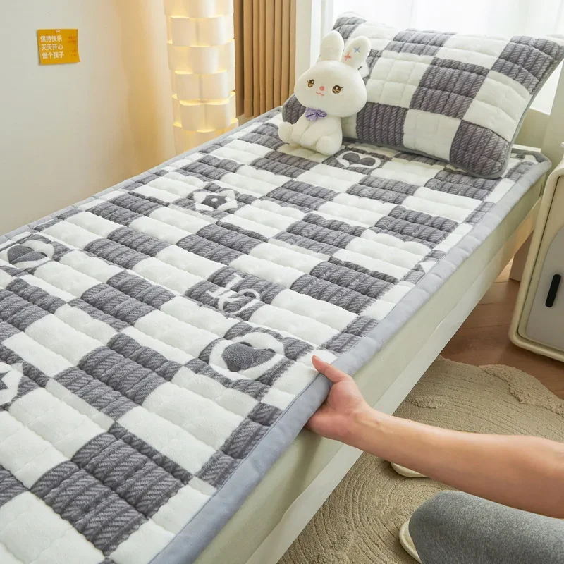 Winter Flannel Mattress Topper Protection Pad