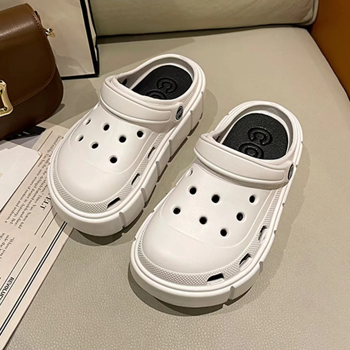 Рисунок 6 - Шлепанцы Shevalues женские летние на каблуке