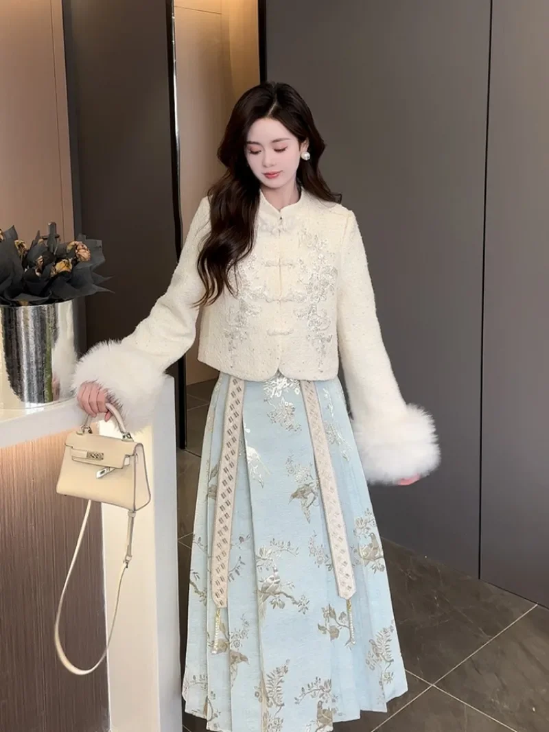 

Новая улучшенная пуховая юбка Miiiix в китайском стиле Hanfu + Новинка 2023 года, осень/зима, длинная Жаккардовая юбка, комплект из двух предметов, женская одежда