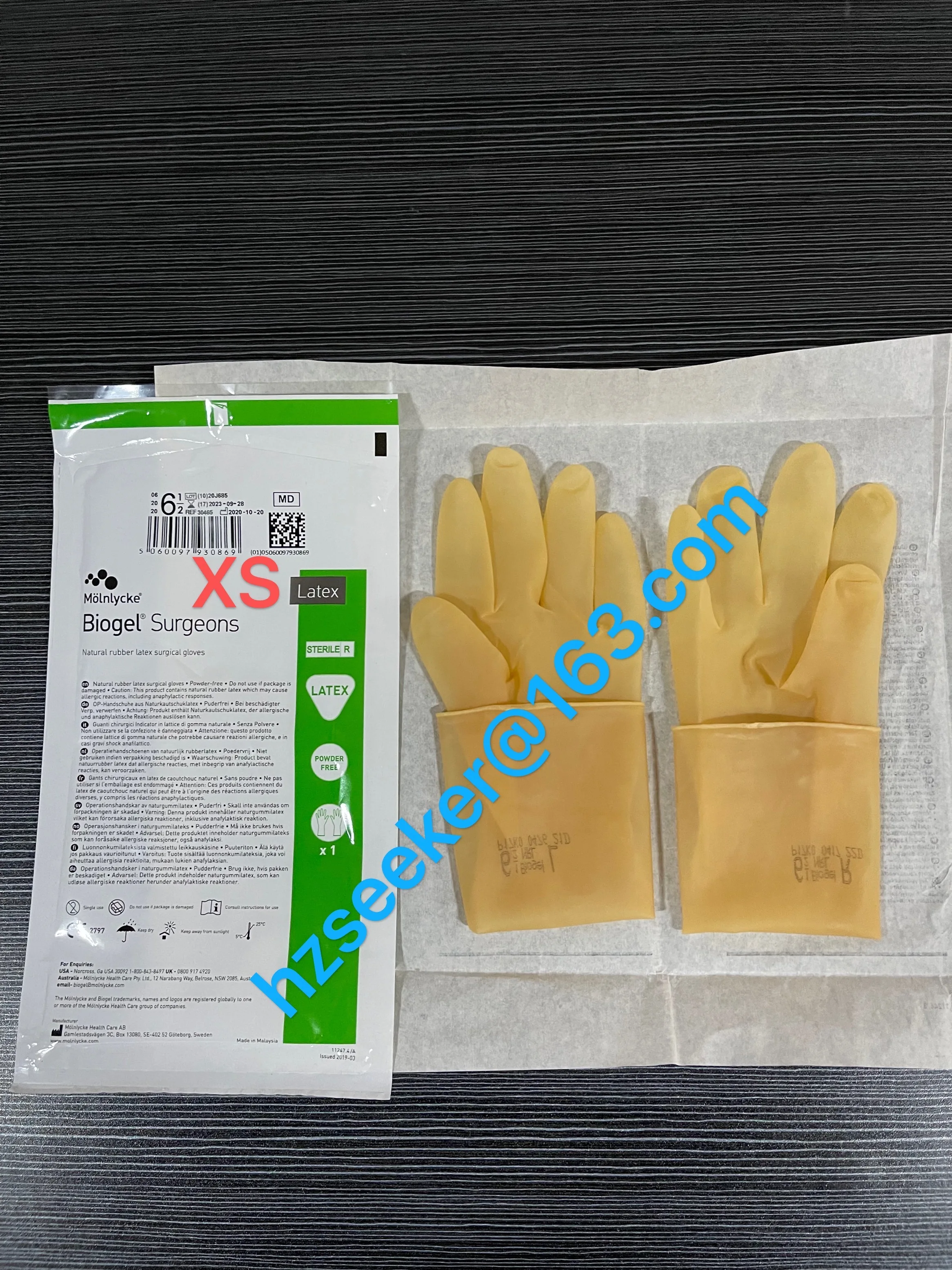 Mölnlycke Biogel® Surgeons (one pair) latex  glove Beaded cuff • Powder-free  length 29cm