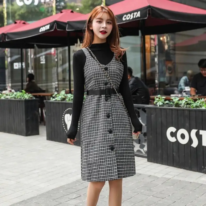 

2024 Two-Piece Women Korea Style Dress Sets Tweed Strappy Dress Women'S Mid-Length Bottomed Knitwear Set Skirt Warm Casual Suits