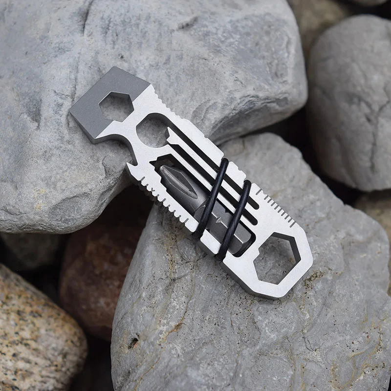 

EDC Stainless Wrench Screwdriver Keychain Multitool Ratcheting Keychain Combination Portable Mini Wrench