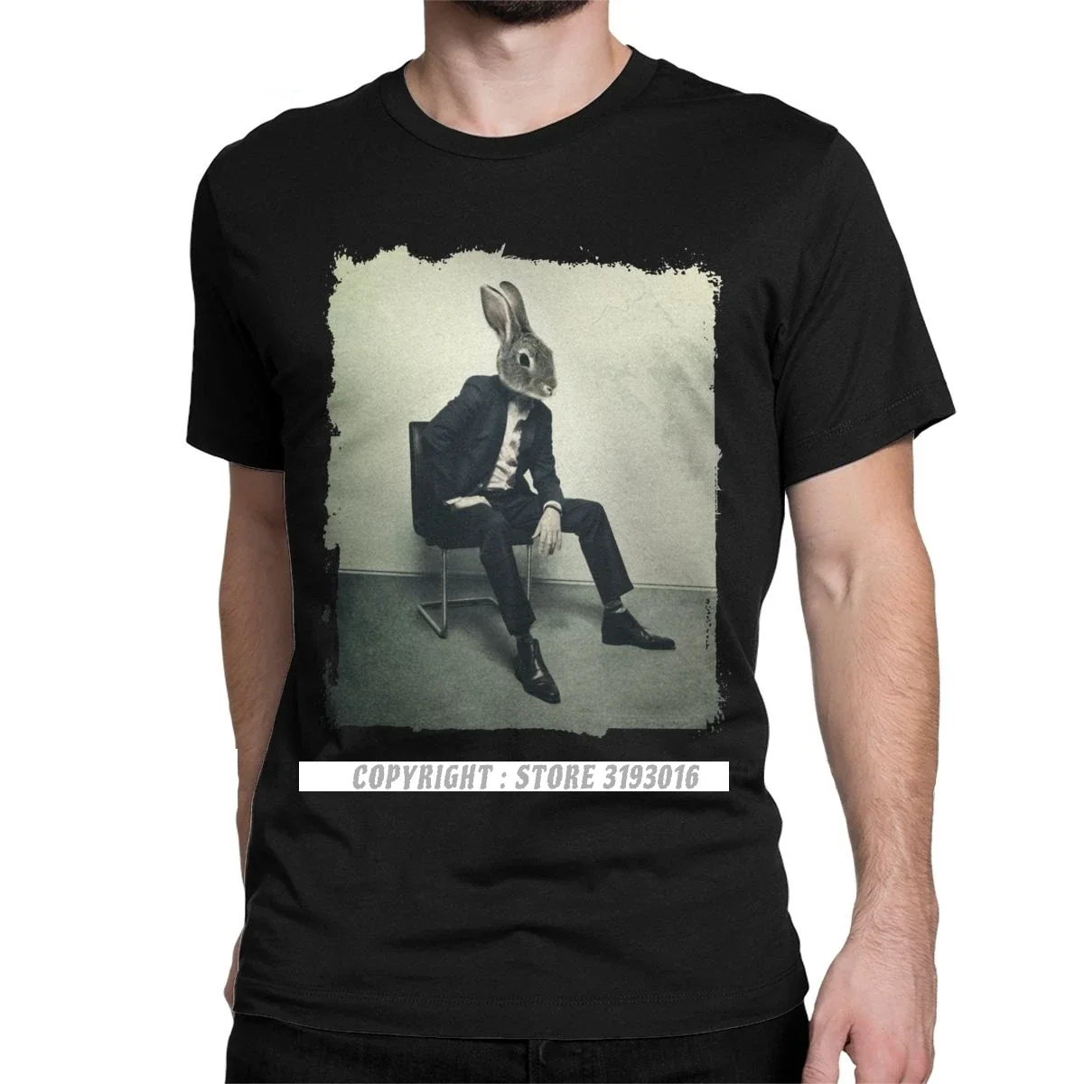 

Футболка мужская хлопковая с круглым вырезом и принтом кролика