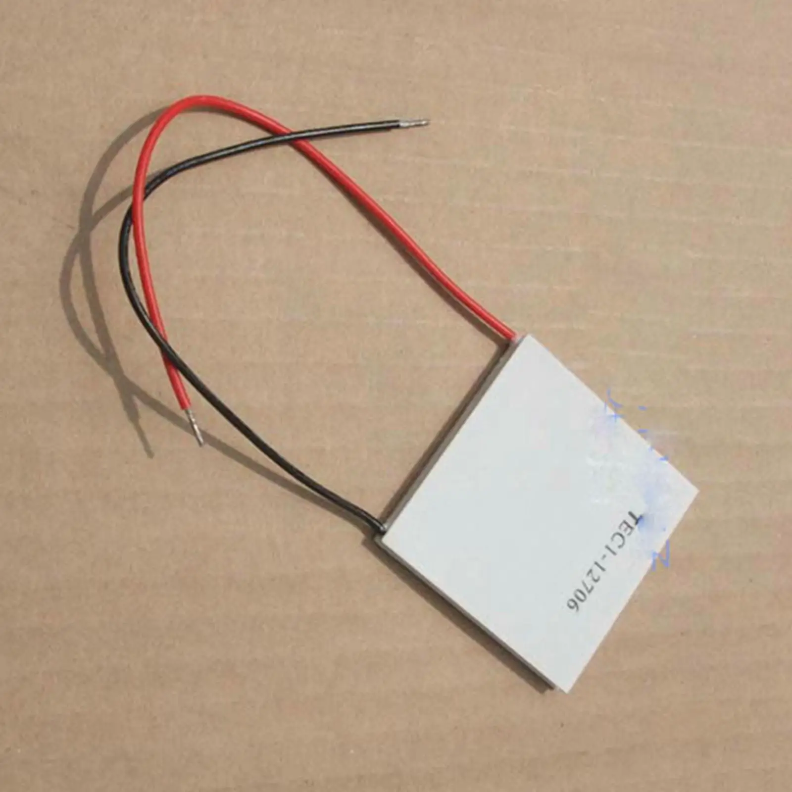 50x50x4.4mm 6A 15V 52W TEC1-12706 Thermoelectric Cooler Peltier Heatsink