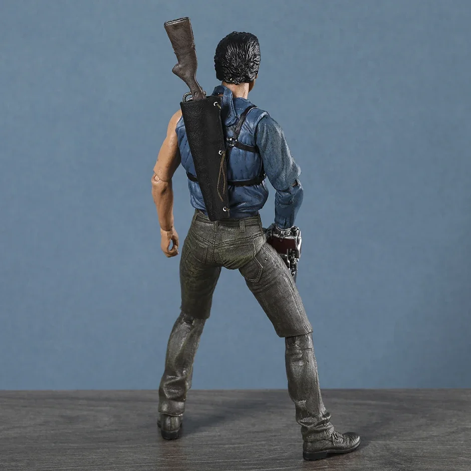 Ash Williams Ultimate (Bruce Campbell) - Action Figure Neca da Série