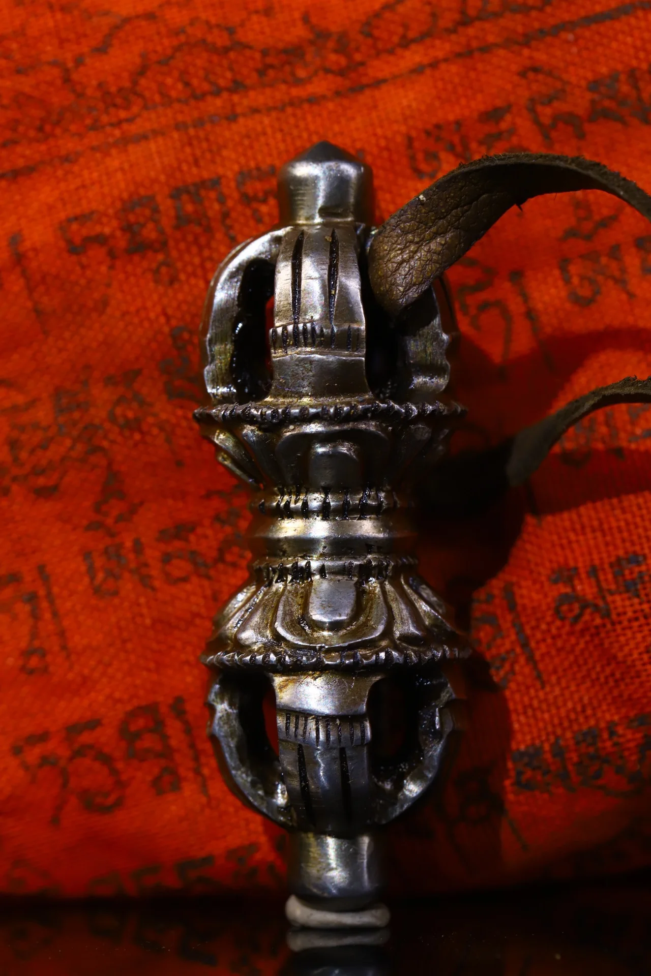 

2"Tibetan Temple Collection Old Tiantie Dorje Vajra Phurpa Buddhist utensils pendant Amulet Worship Hall Town house Exorcism