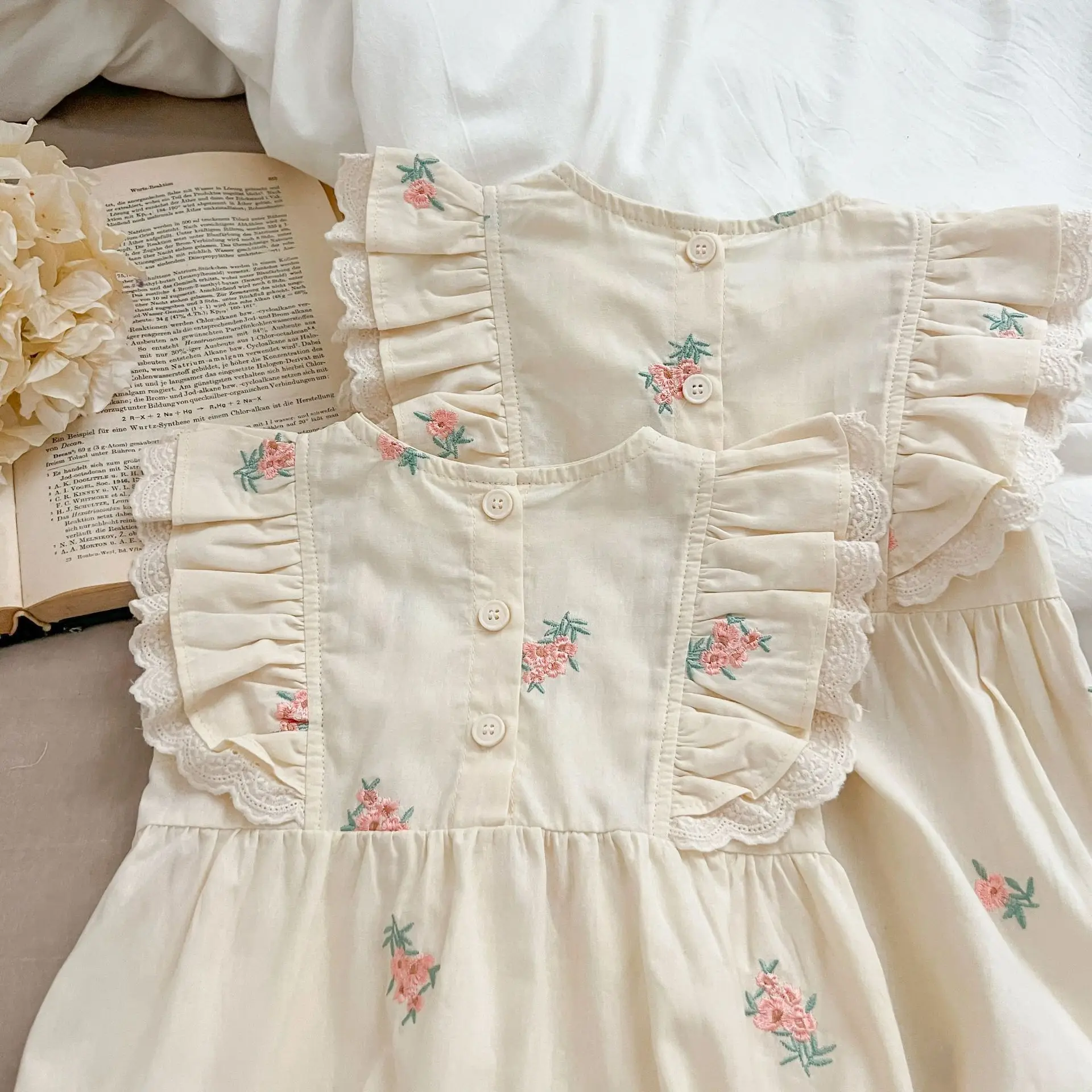 Sommer Passende Schwester Outfit Kind Baby Mädchen Kleidung Mädchen Spitze Fliegende Ärmel Kleid Sticken Kragen Baby Strampler Prinzessin Kleid – Detail 12
