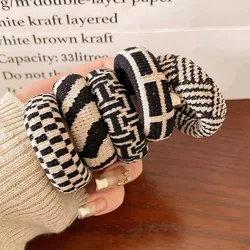 Black and White Striped Thick Elastic Hair Tie - Seamless and Chic Women's Accessory (B)
