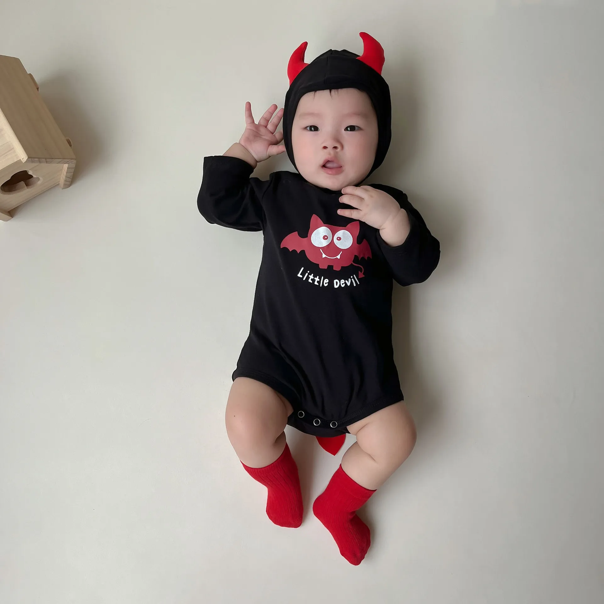 

Newborn Clothes Baby Long Sleeve Bodysuit 2023 Autumn Halloween Clothes Devil Print Infant Boys Girls Jumpsuit with Hat Outfits
