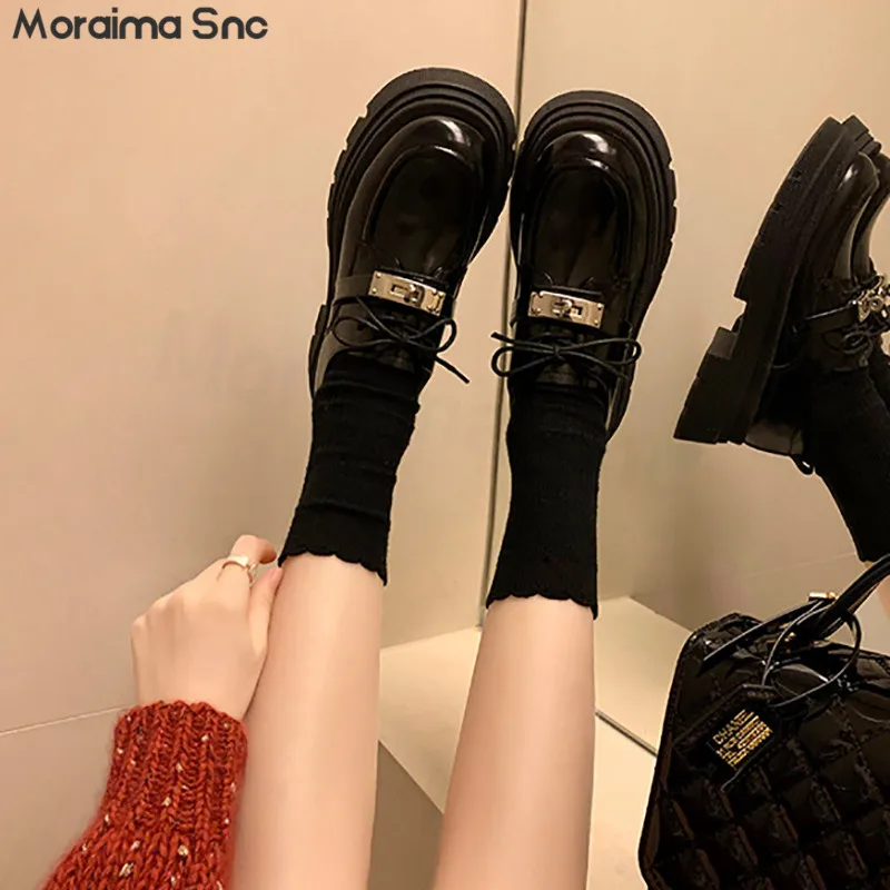 Black Strap Platform Loafers Round Toe Square Root Lock Large Size Women's Shoes Fashion Trend Leather Shoes Casual Shoes