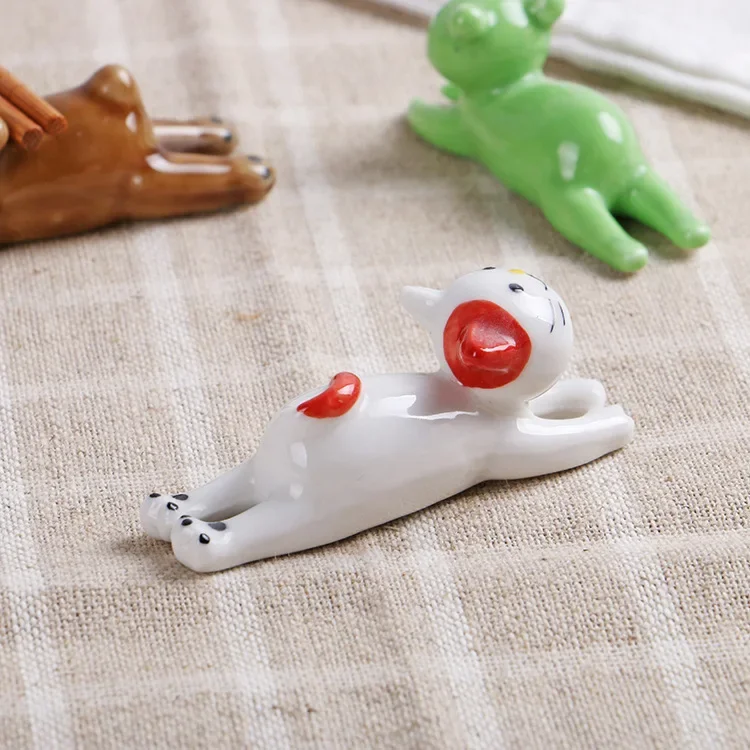 Ceramic Utensil Holder Frog bear cat Shape Chopstick Rest Spoon Fork Holder Rack for DIY Home Dining Table Decoration